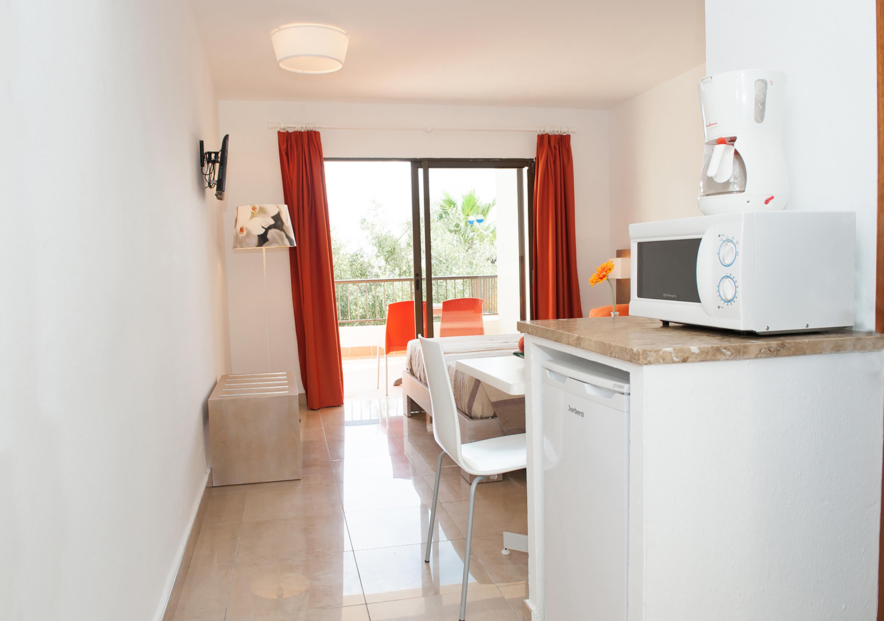 Aparthotel Sol Romantica By Dot 3*